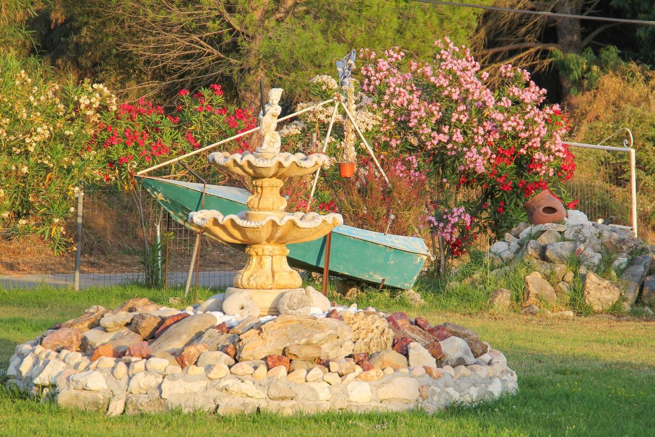Kouros Resort Kalamákion Dış mekan fotoğraf